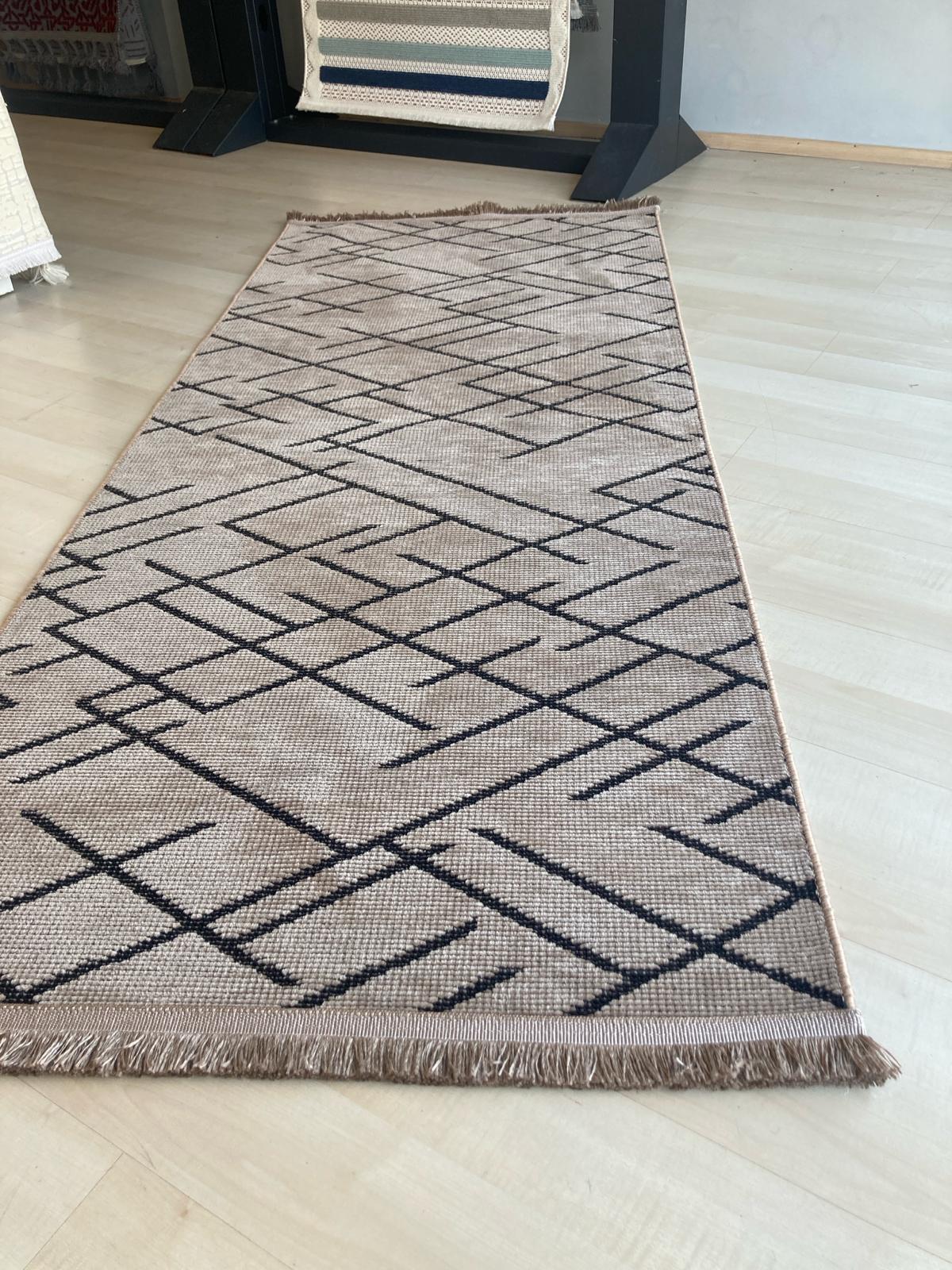 Vizon%20Çizgi%20Desenli%20Şönil%20Kilim