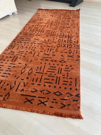  Kiremit Çivi Desenli Şönil Kilim